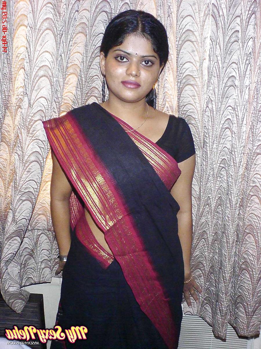 25P Desi Bengali Neha Flashig Body