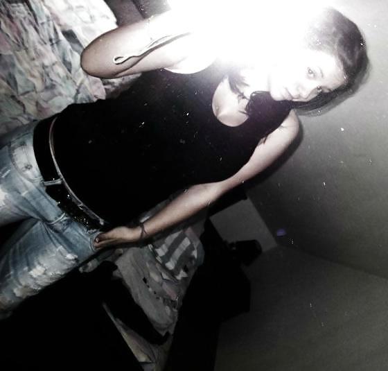 7P Busty Amatuer 37