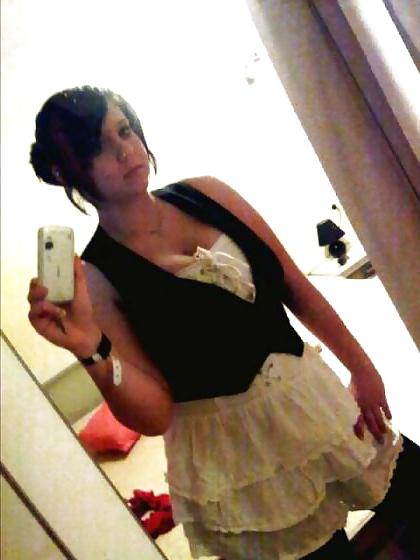 7P Busty Amatuer 37