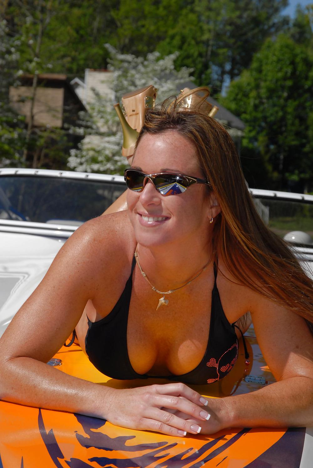 25P Ex Girlfriend On My Boat