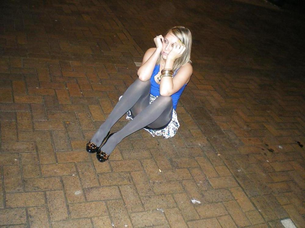 19P Upskirt and pantyhose 4