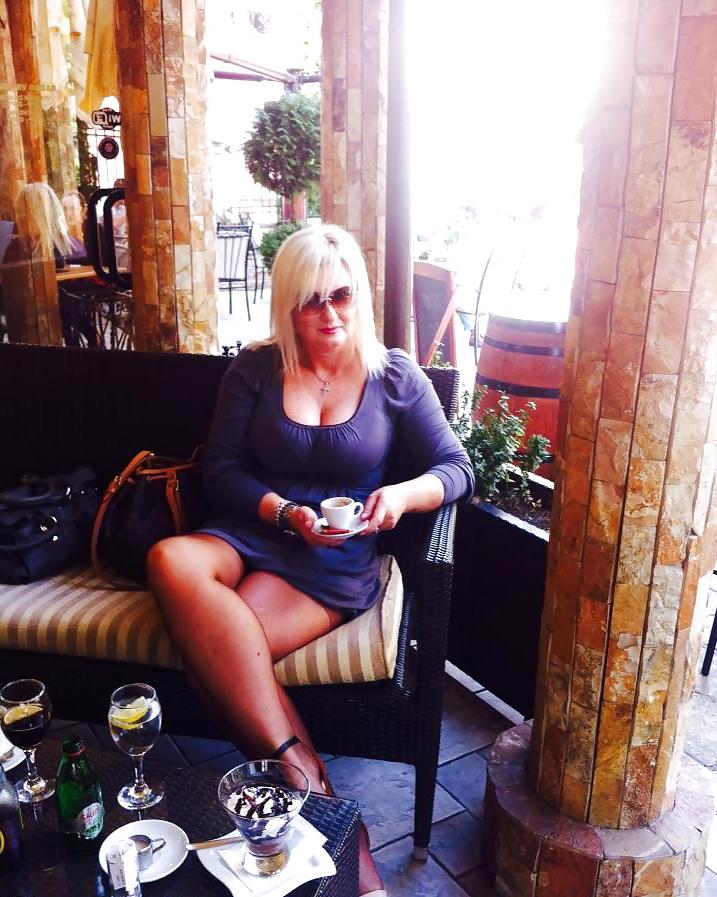 11P Blond Mature Serbian Slut 