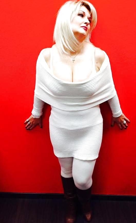 11P Blond Mature Serbian Slut 