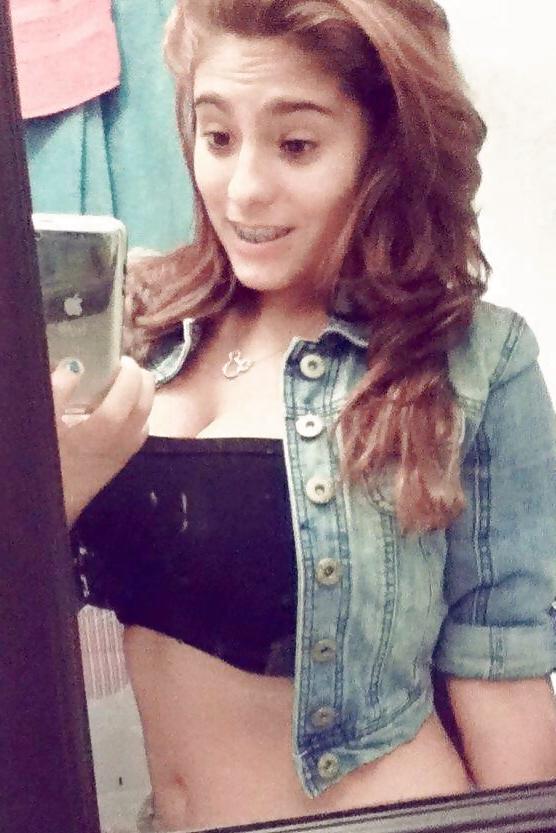 17P Busty Amatuer 12