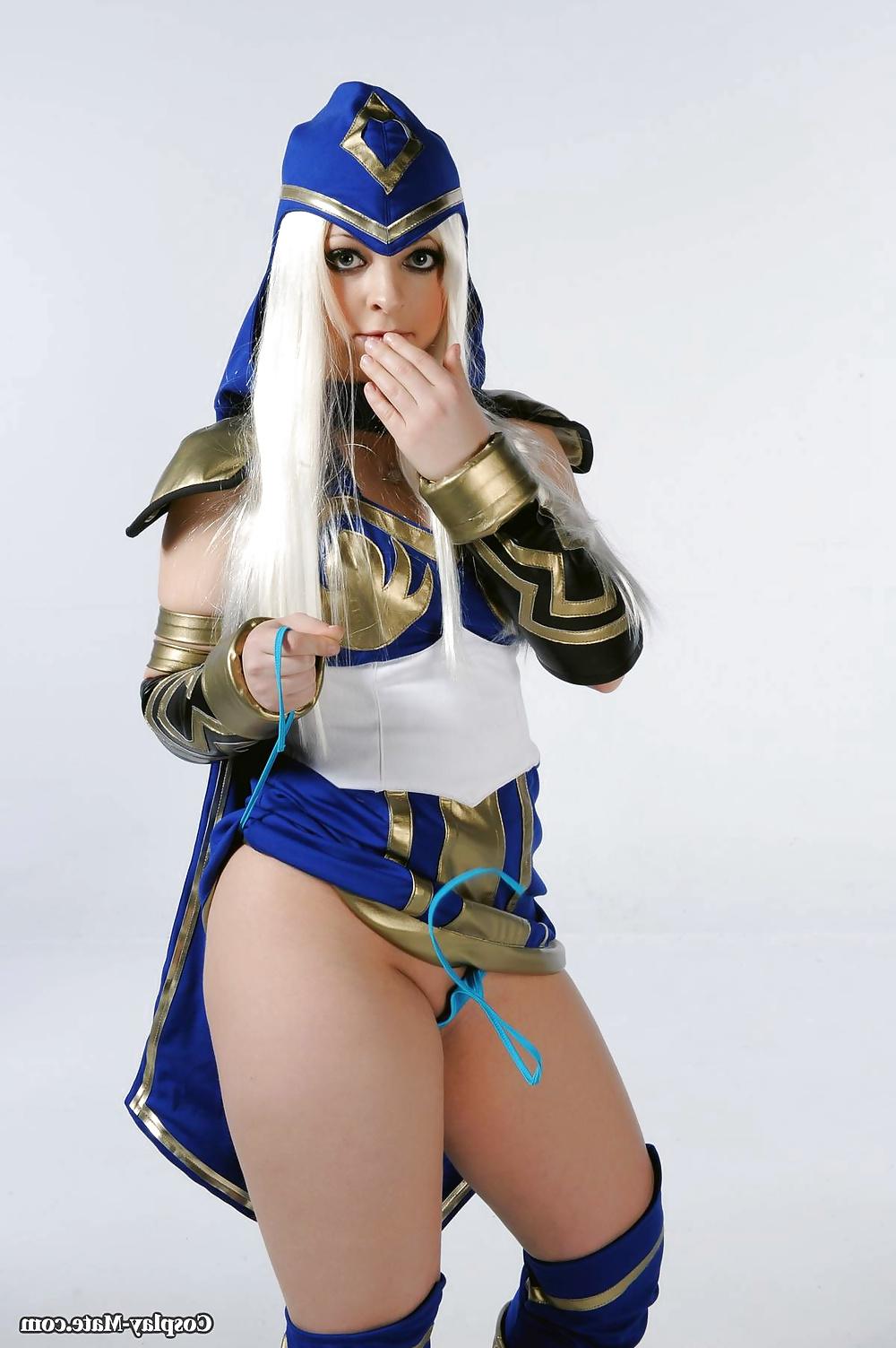 15P Cosplay Mate: Champion Archer