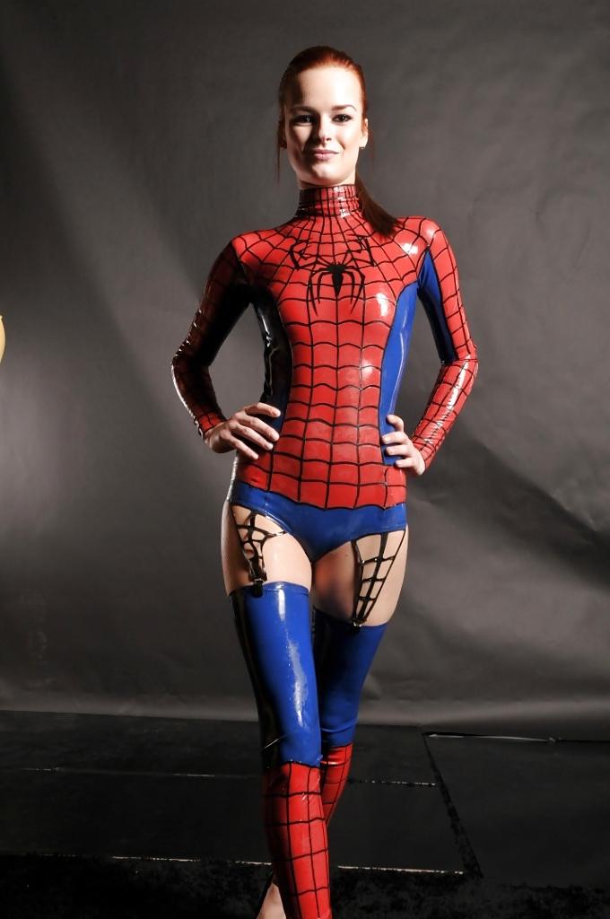 19P Sexy cosplay Girls!