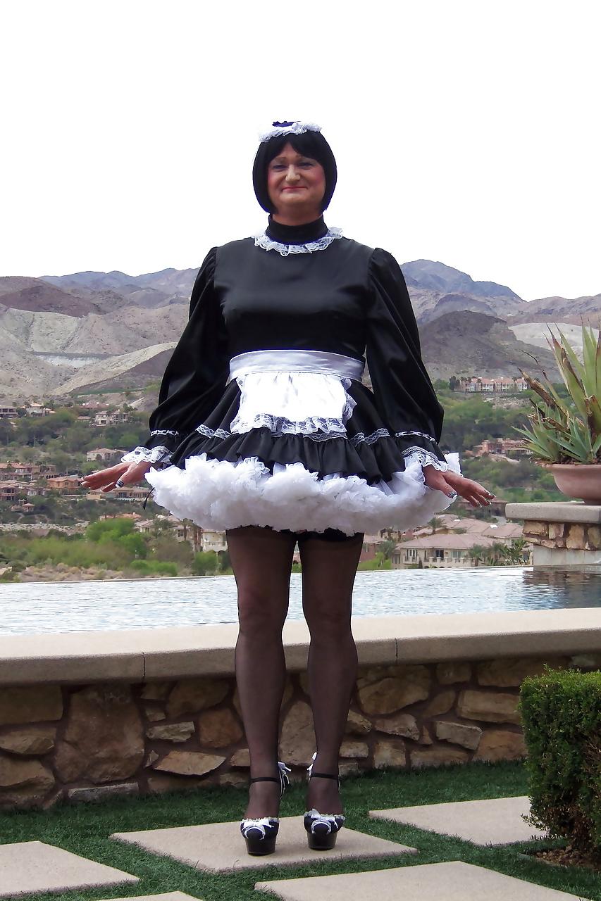 22P French Maid in Training