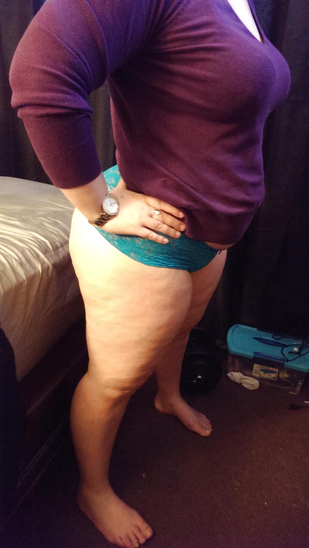 20P Pawg in blue panties