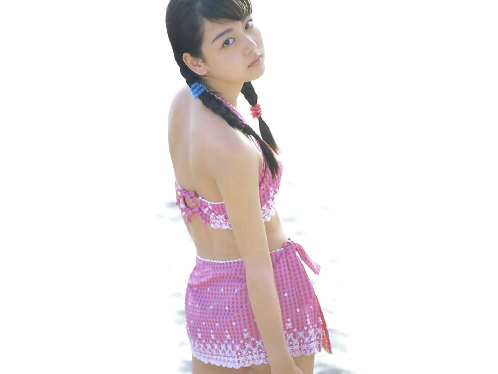 20P Japanese Girl Swimwear 07
