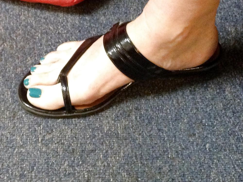 16P Wife's blue toes