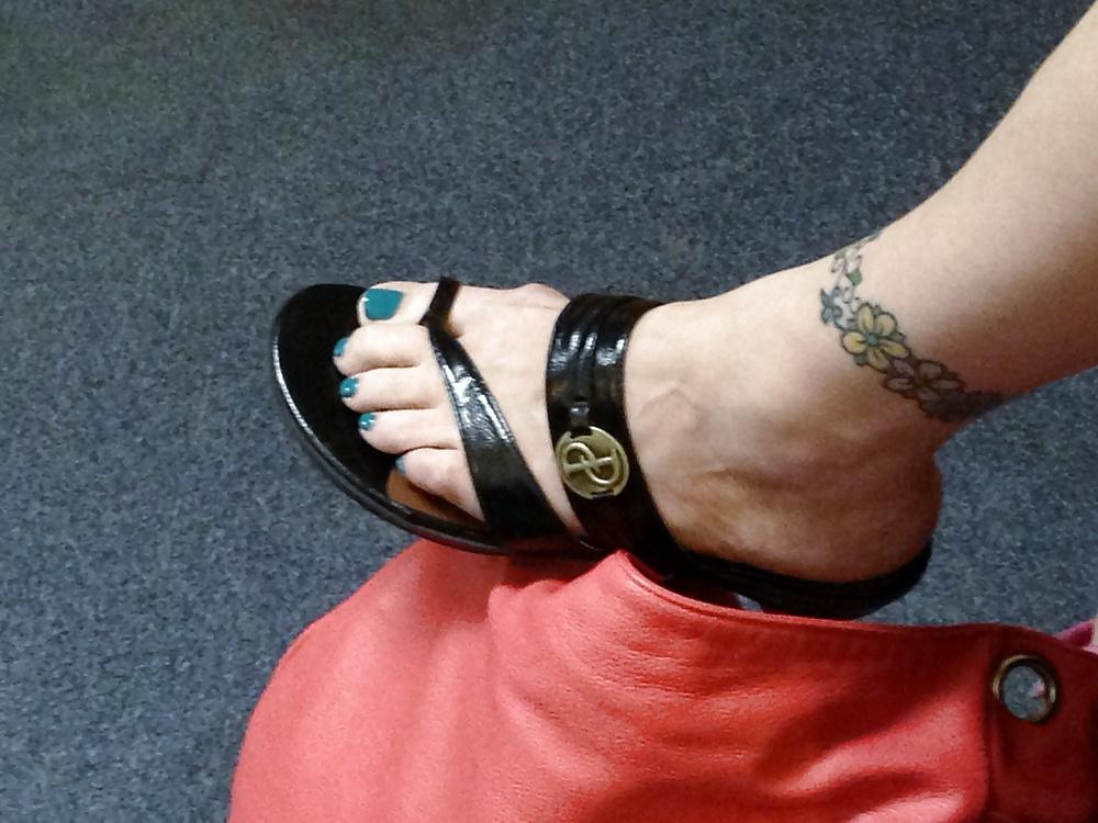 16P Wife's blue toes