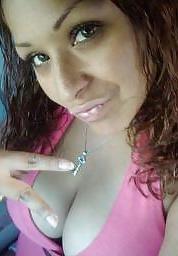 25P Thick latina milf