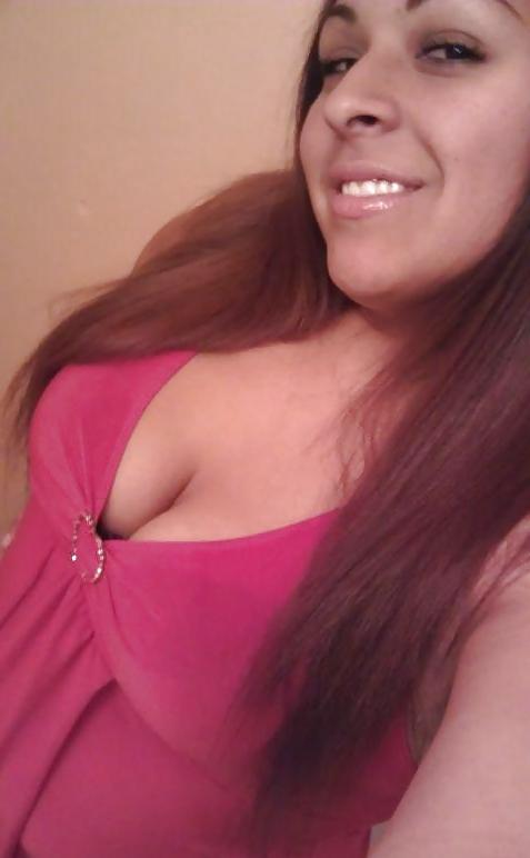 25P Thick latina milf