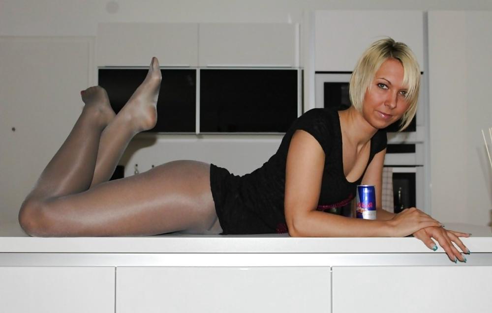 25P Hot pantyhose babes 9