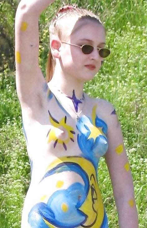 12P Nudist Pictures I love 27 Body painting