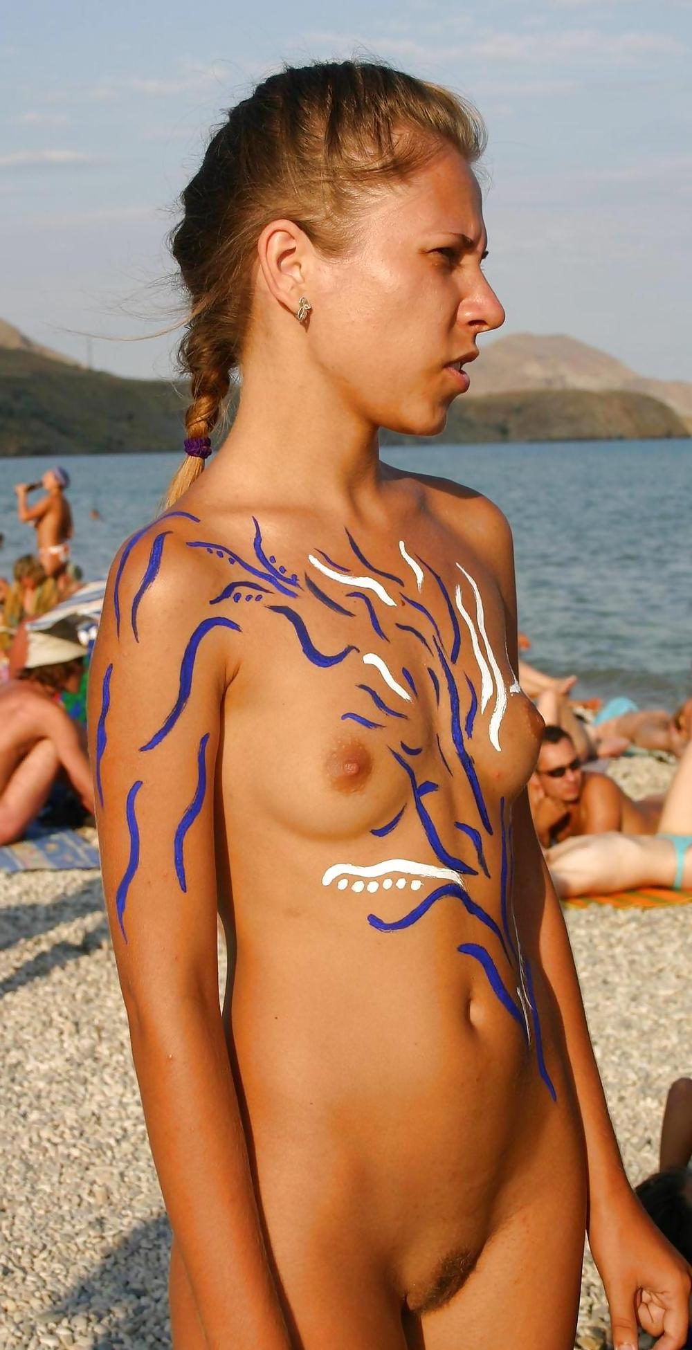 12P Nudist Pictures I love 27 Body painting