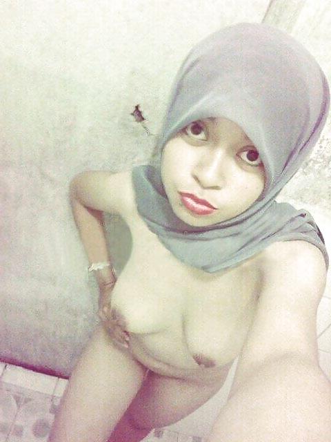 13P Awek Tudung Seberang