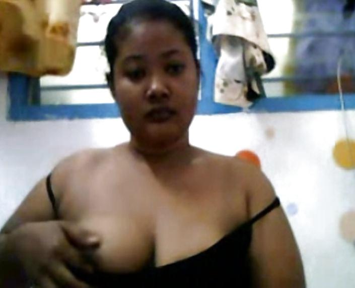 9P Awek melayu tudung bogel time webcam