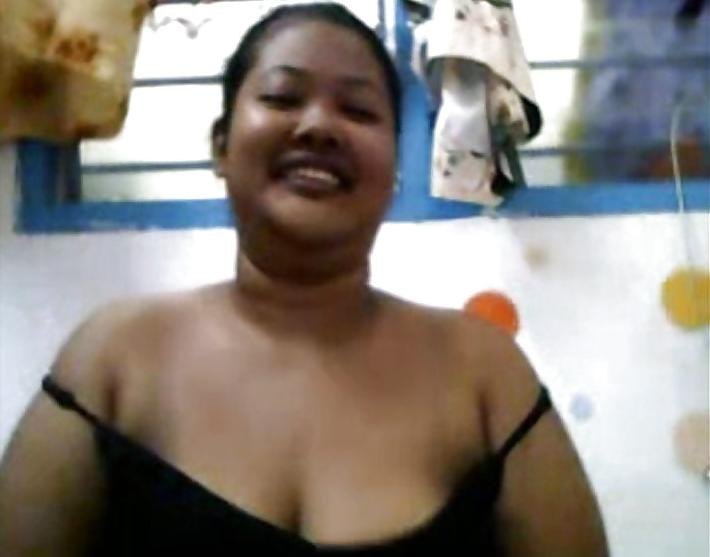 9P Awek melayu tudung bogel time webcam