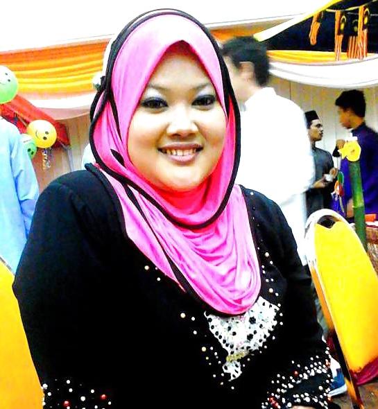 9P Awek melayu tudung bogel time webcam