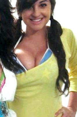 16P Busty Amatuer 18