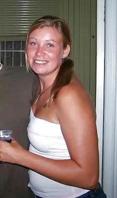 22P Dirty slut wanting cum