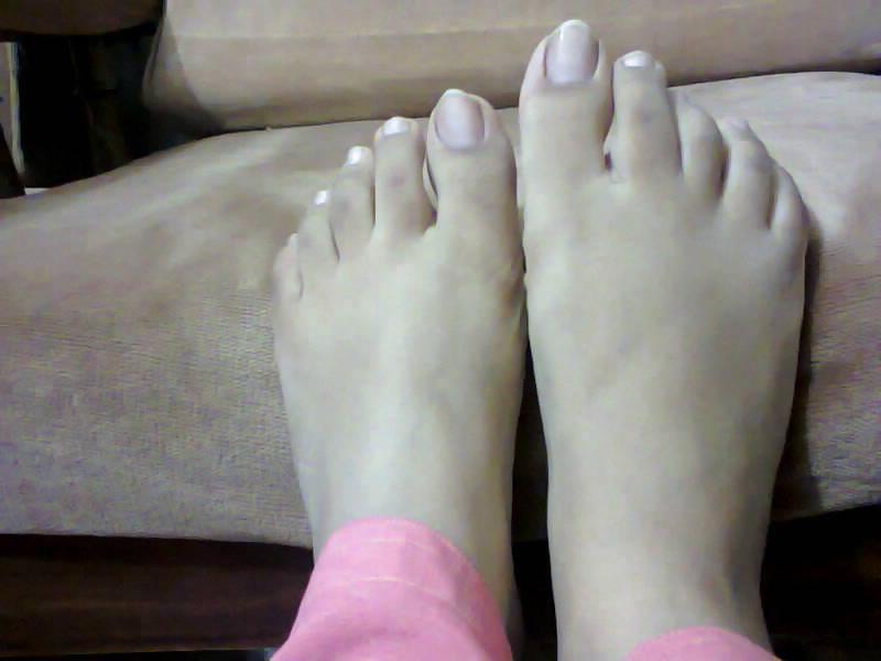 5P Paki feet