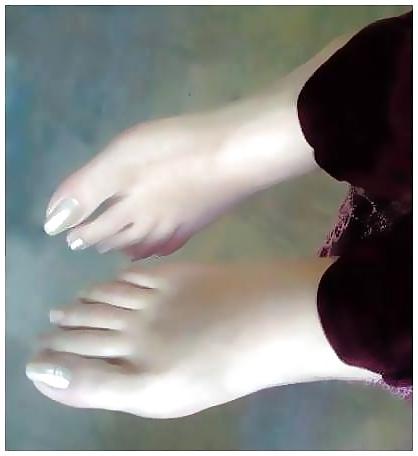5P Paki feet