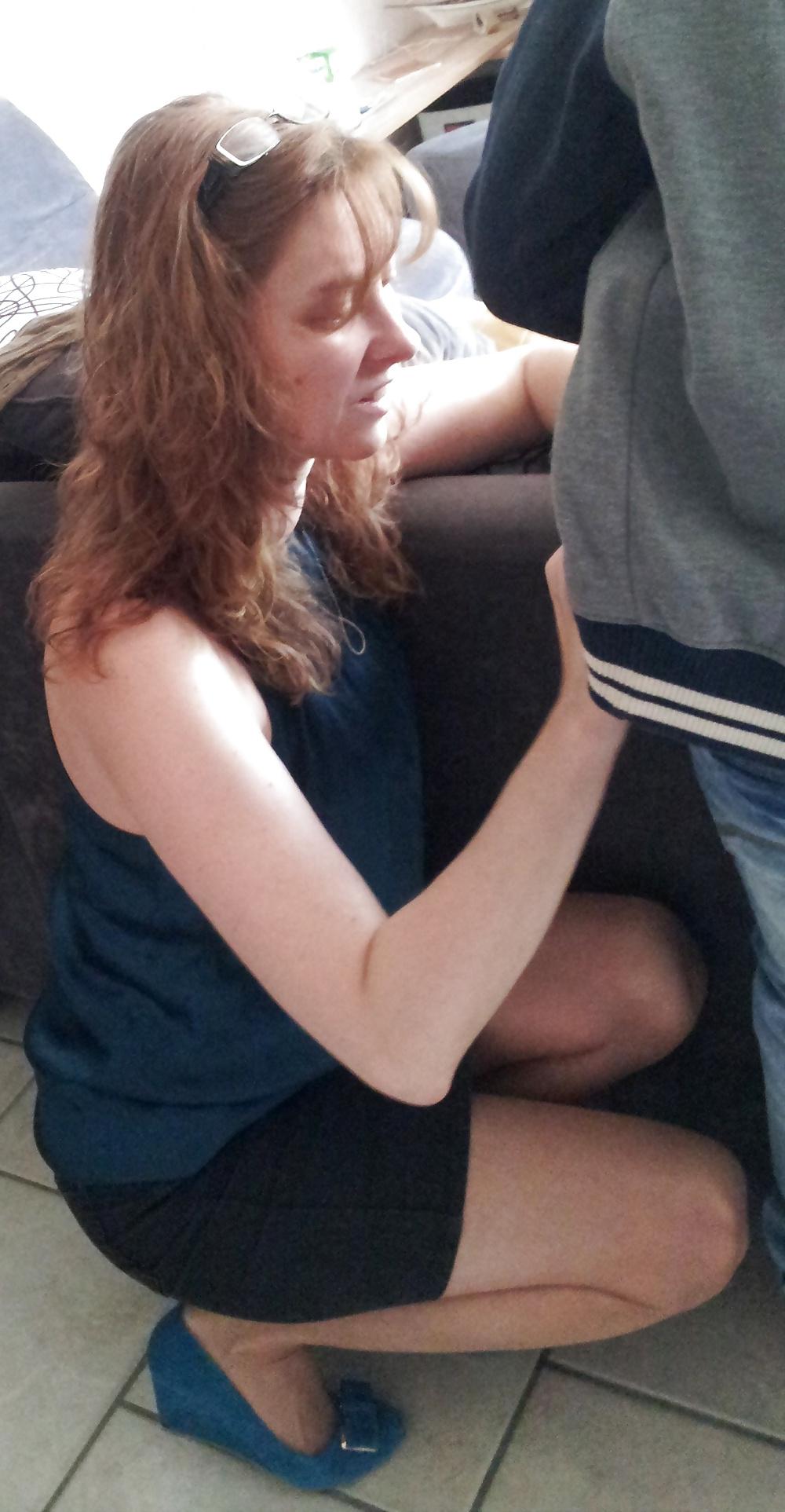 25P Mere de famille bcbg a souiller