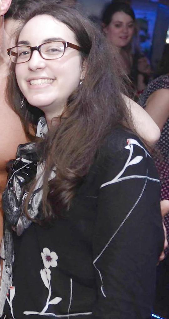 16P Cum that french whore