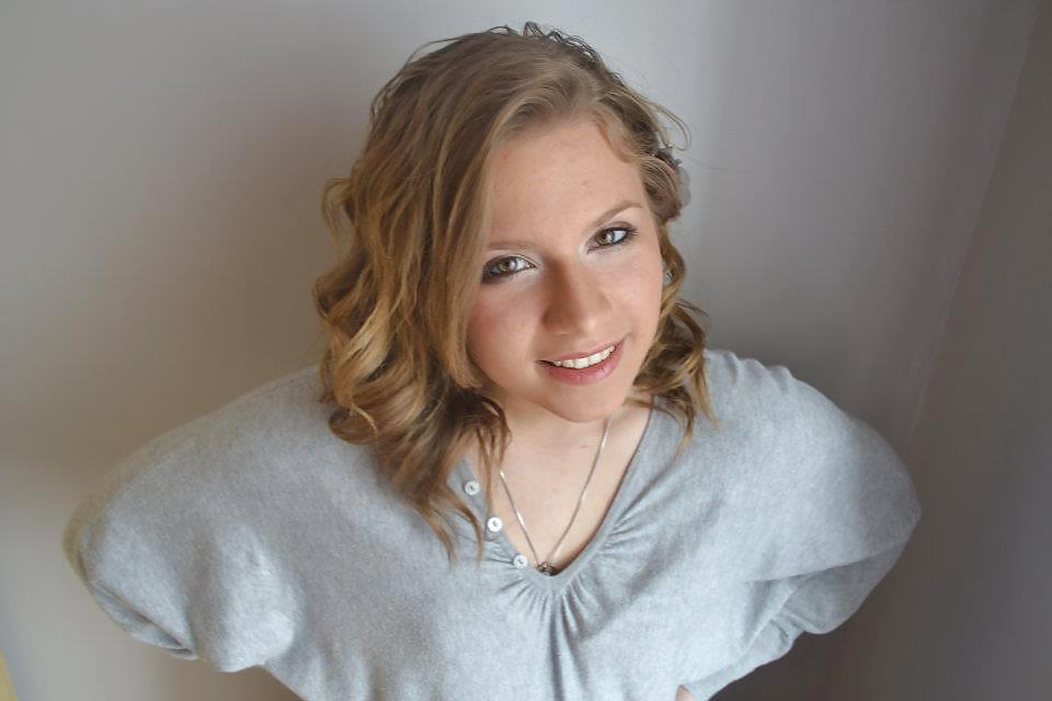 14P Elise french Slut