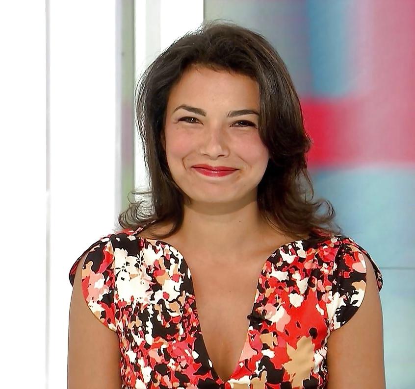 25P French TV Girl - Anais