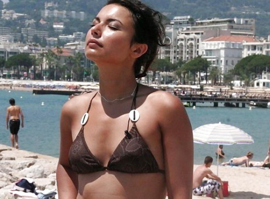 25P French TV Girl - Anais
