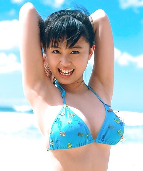 20P Japanese Girl Swimwear 02