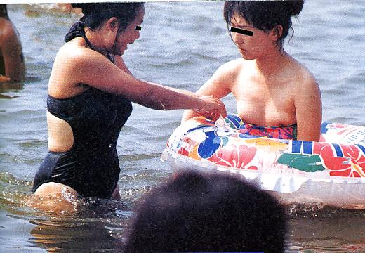 20P Japanese Girl Swimwear 02