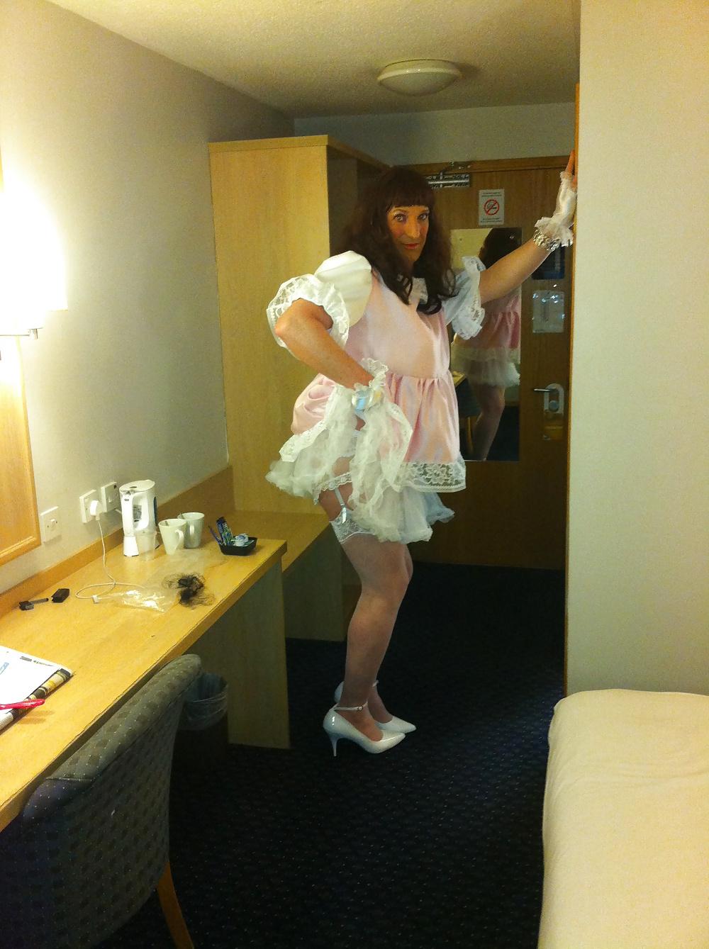 23P Sissy Maid Jemima has some hotel fun