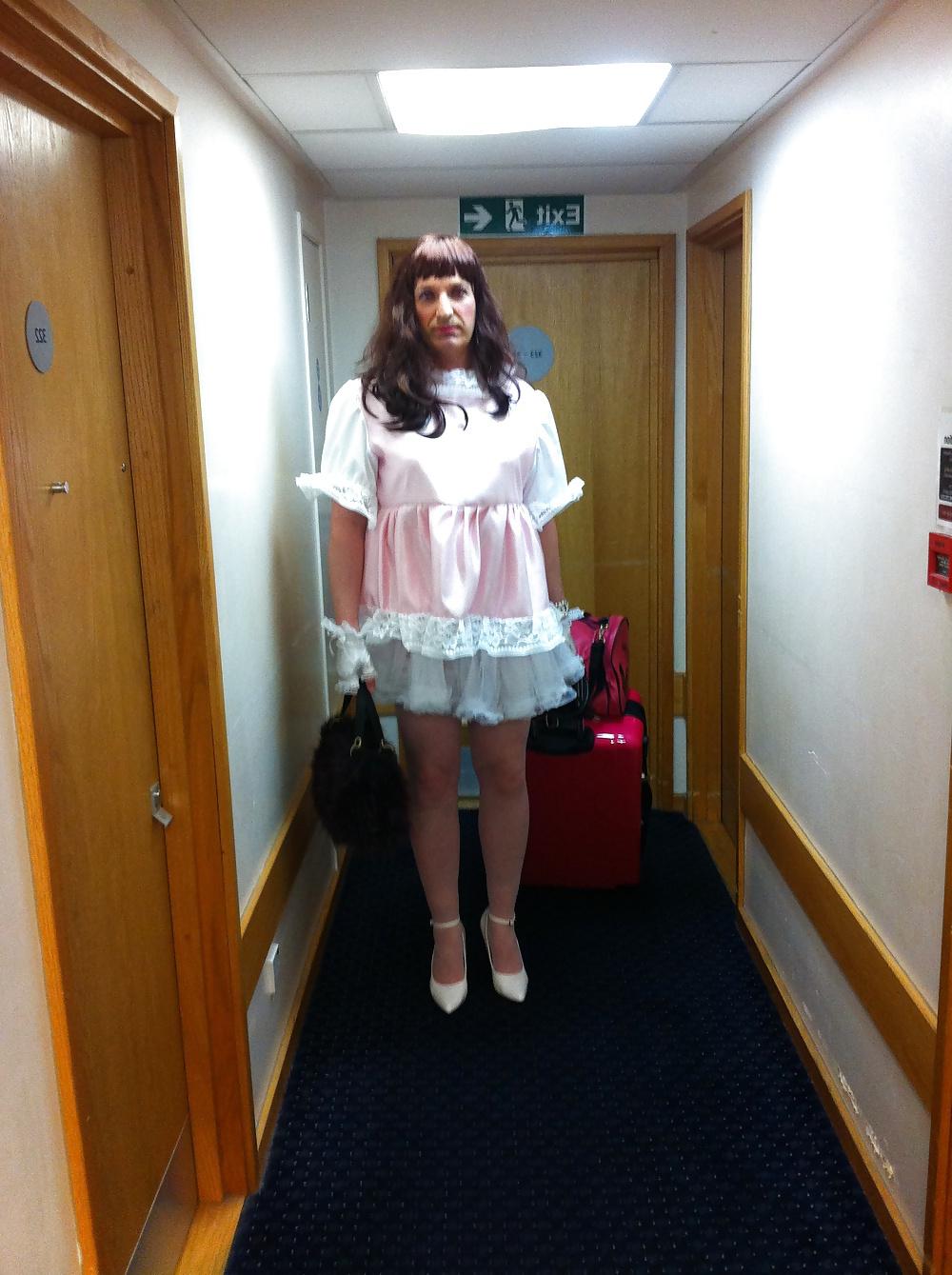 23P Sissy Maid Jemima has some hotel fun