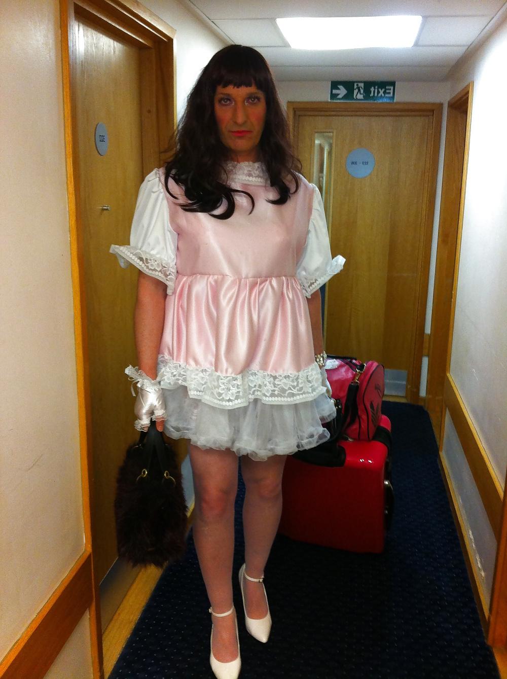 23P Sissy Maid Jemima has some hotel fun