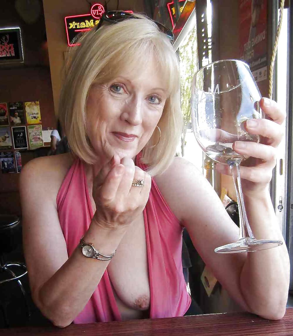 25P She Has Only One Breast Out 5