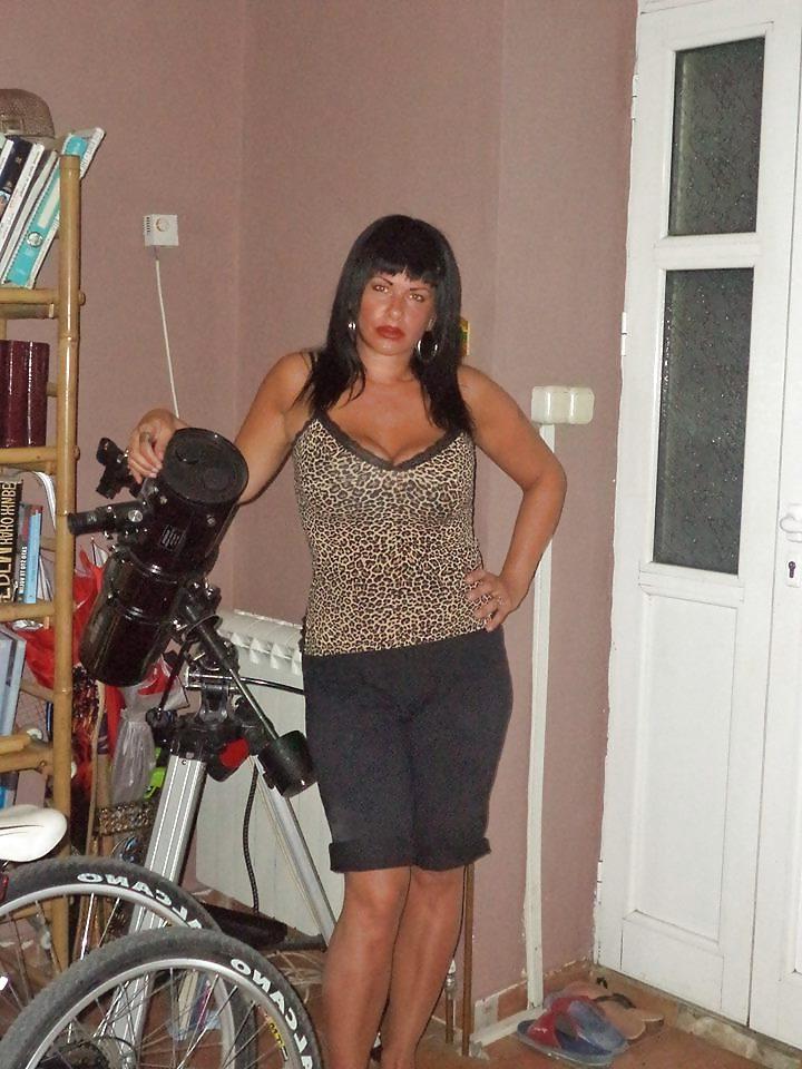 25P Serbian Milf 11