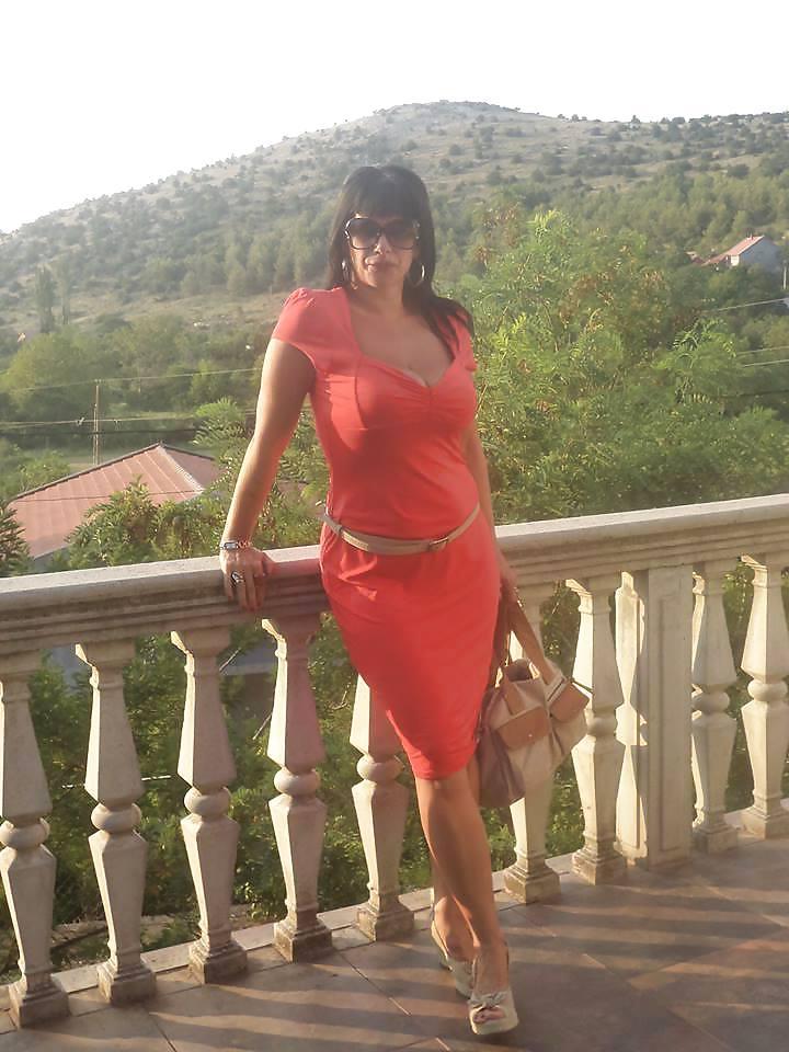 25P Serbian Milf 11