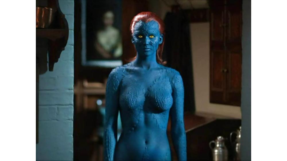 12P Jennifer Lawrence in Blue