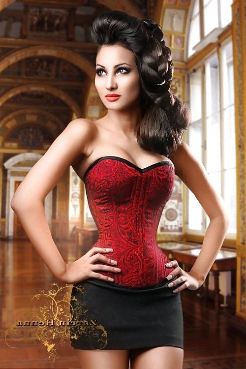 25P Corset XVI