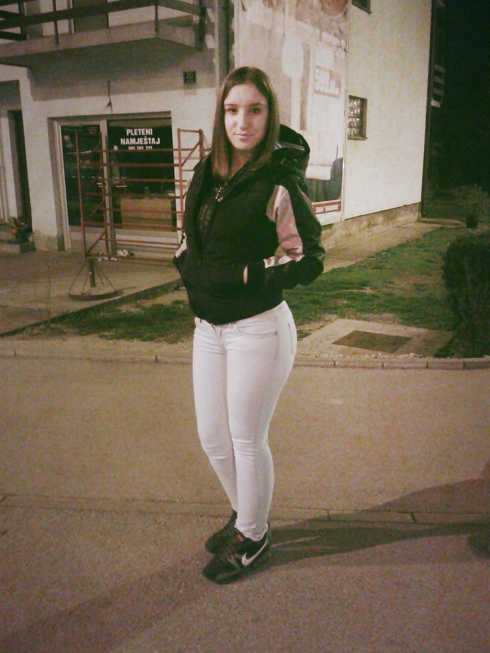 25P Cocksucking cumdrinking serbian slut