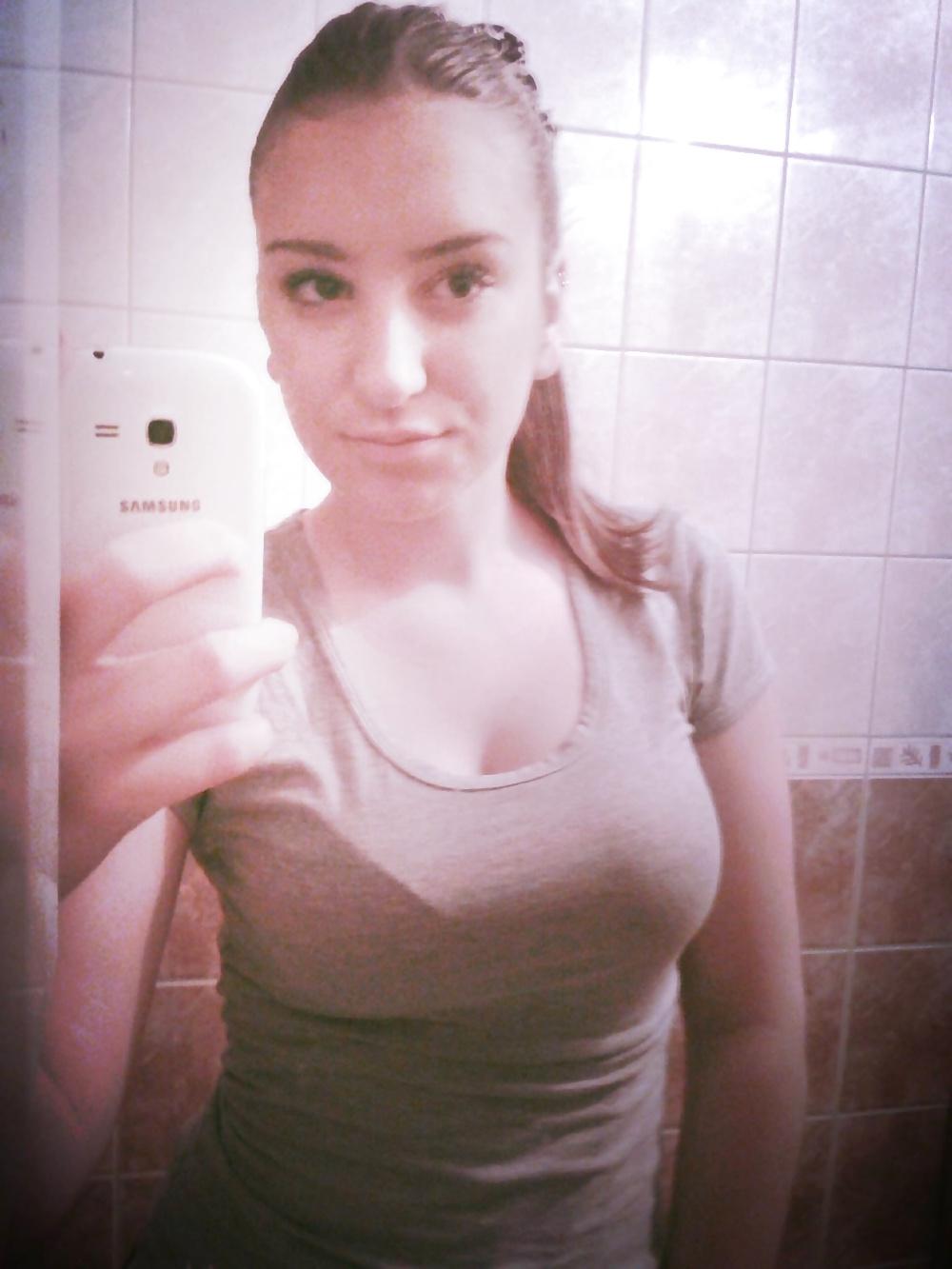 25P Cocksucking cumdrinking serbian slut
