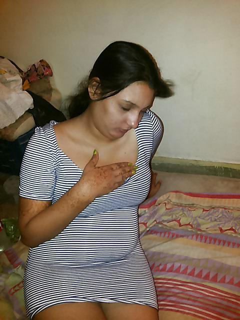 19P Sexy pakistani wife