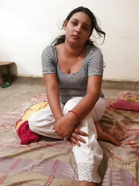 19P Sexy pakistani wife