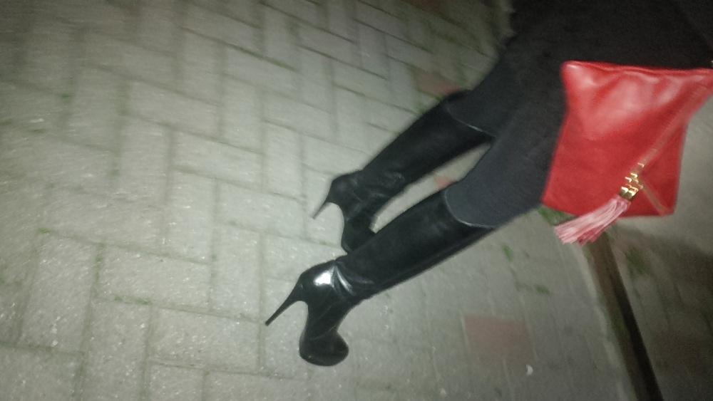 17P LadyMM, italian Milf , total black outfit
