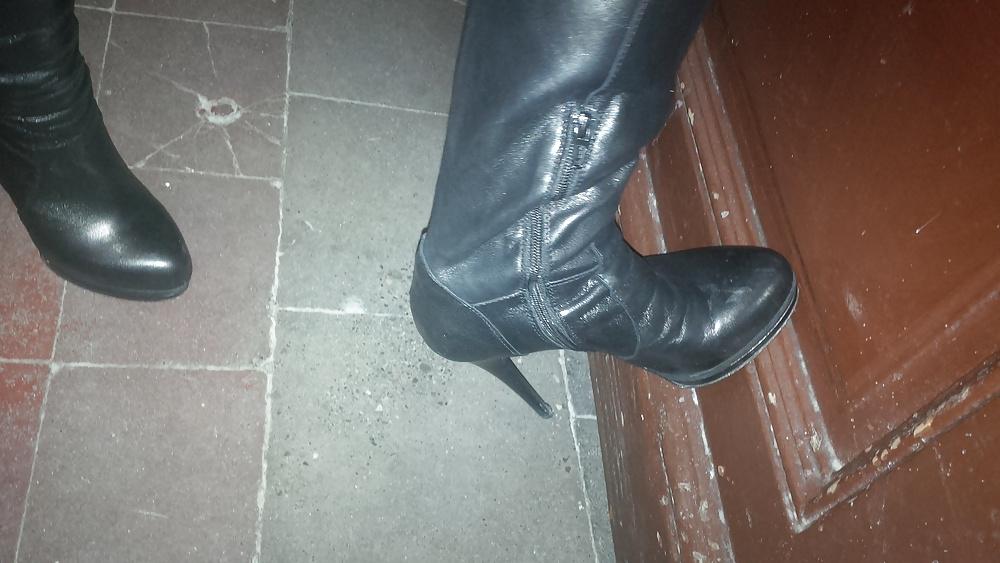 17P LadyMM, italian Milf , total black outfit