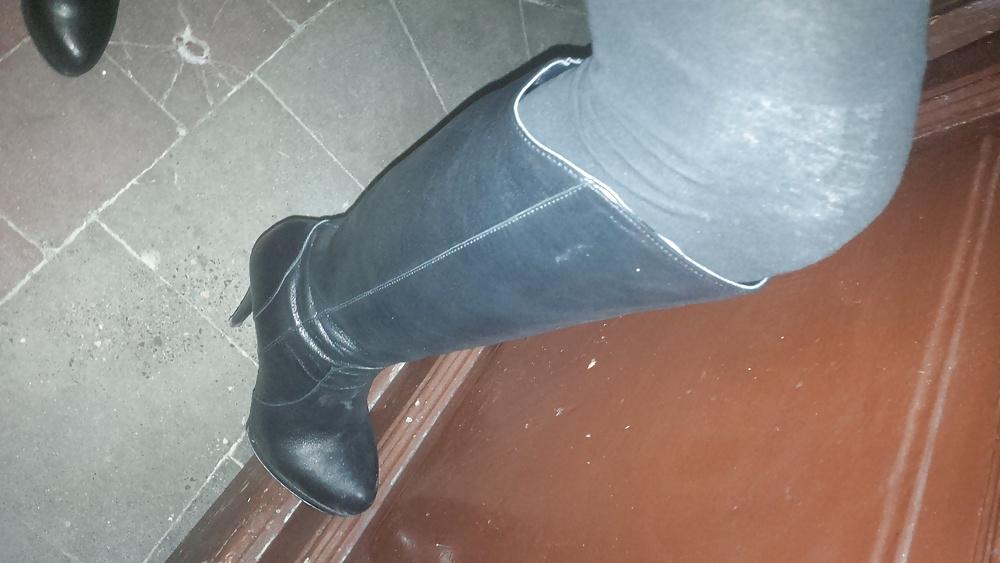 17P LadyMM, italian Milf , total black outfit